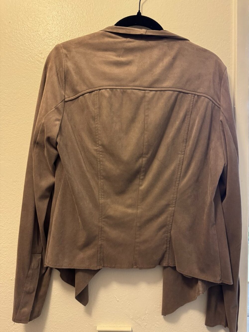 KUT from the Kloth Tayanita Faux Suede Draped Jacket Taupe M - Picture 4 of 6